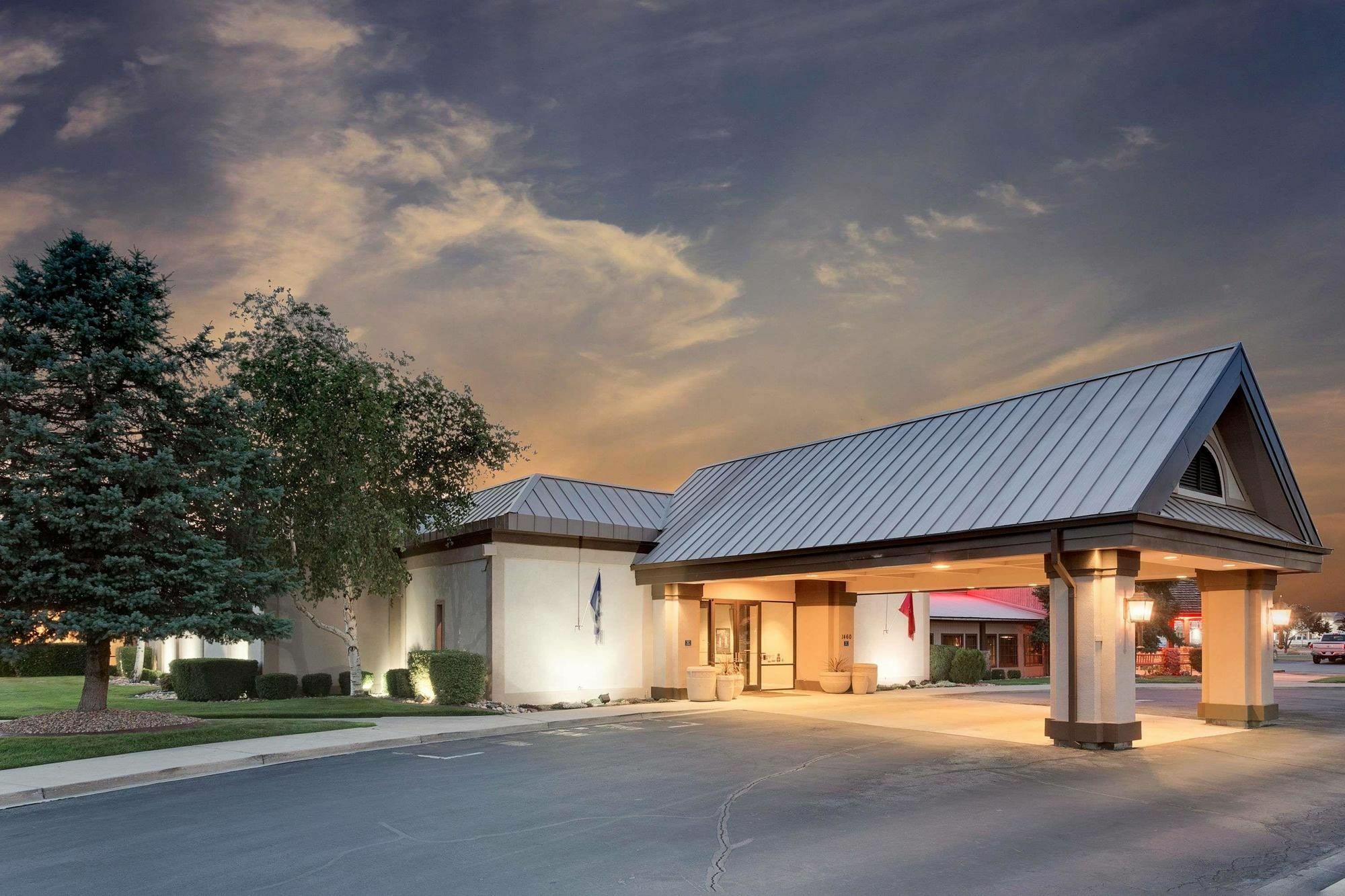 Hotel Ramada By Wyndham