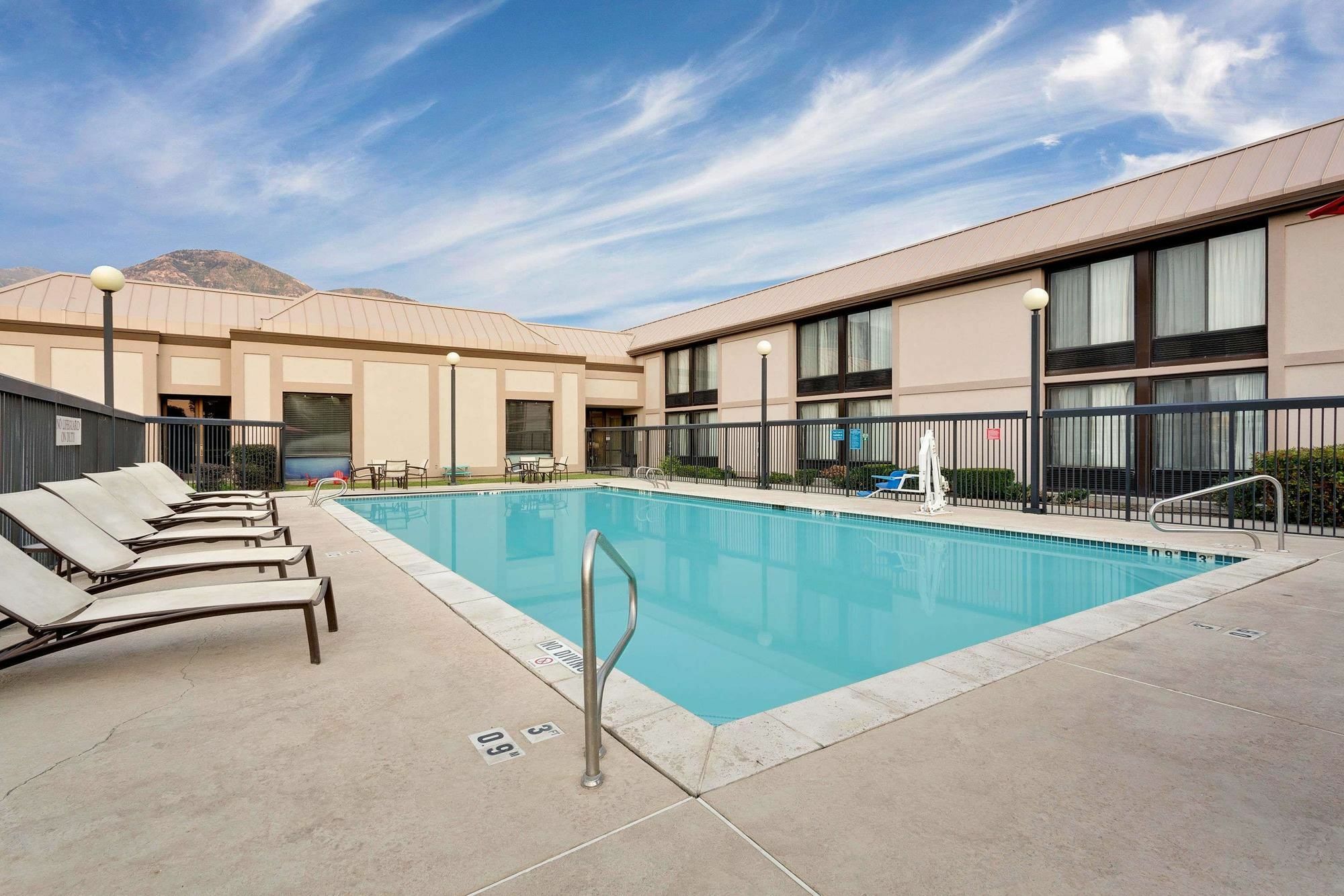 Hotel Ramada By Wyndham